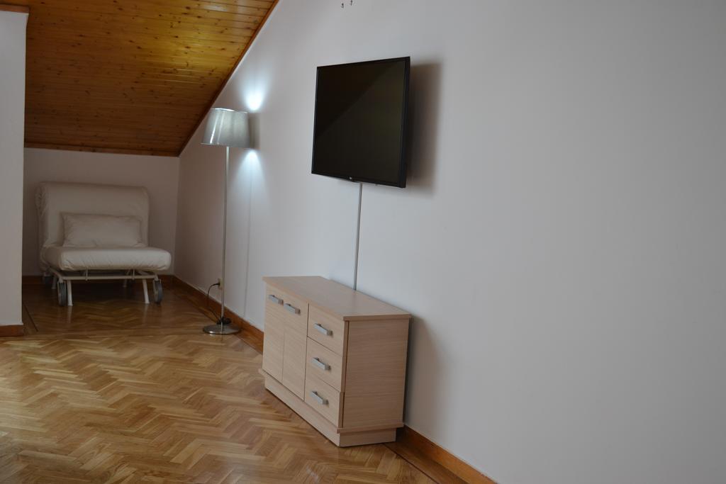 Calle Barquillo Apartment *