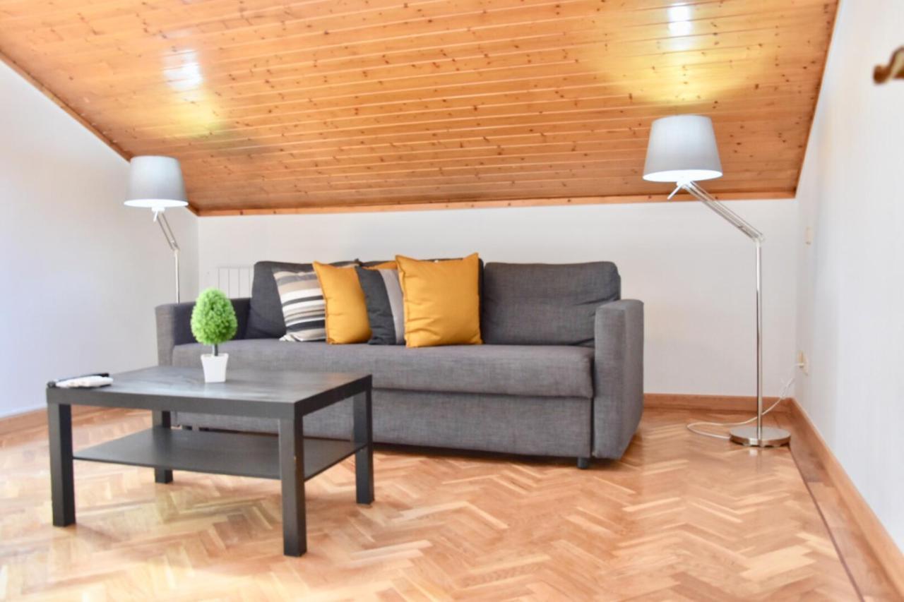 Calle Barquillo Apartment *