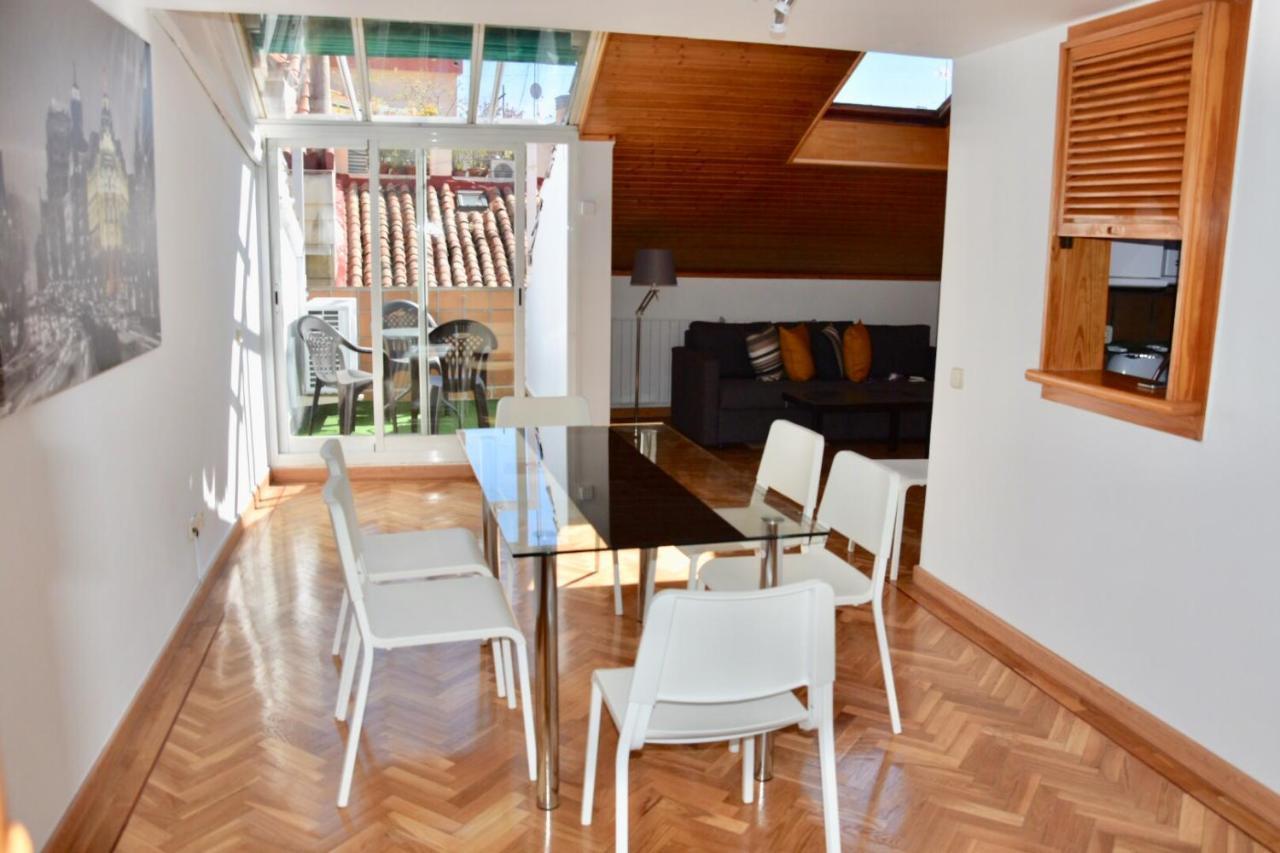 Calle Barquillo Apartment *